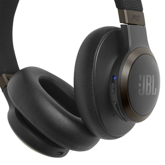 JBL Live 650BTNC - Black - Wireless Over-Ear Noise-Cancelling Headphones - Detailshot 4